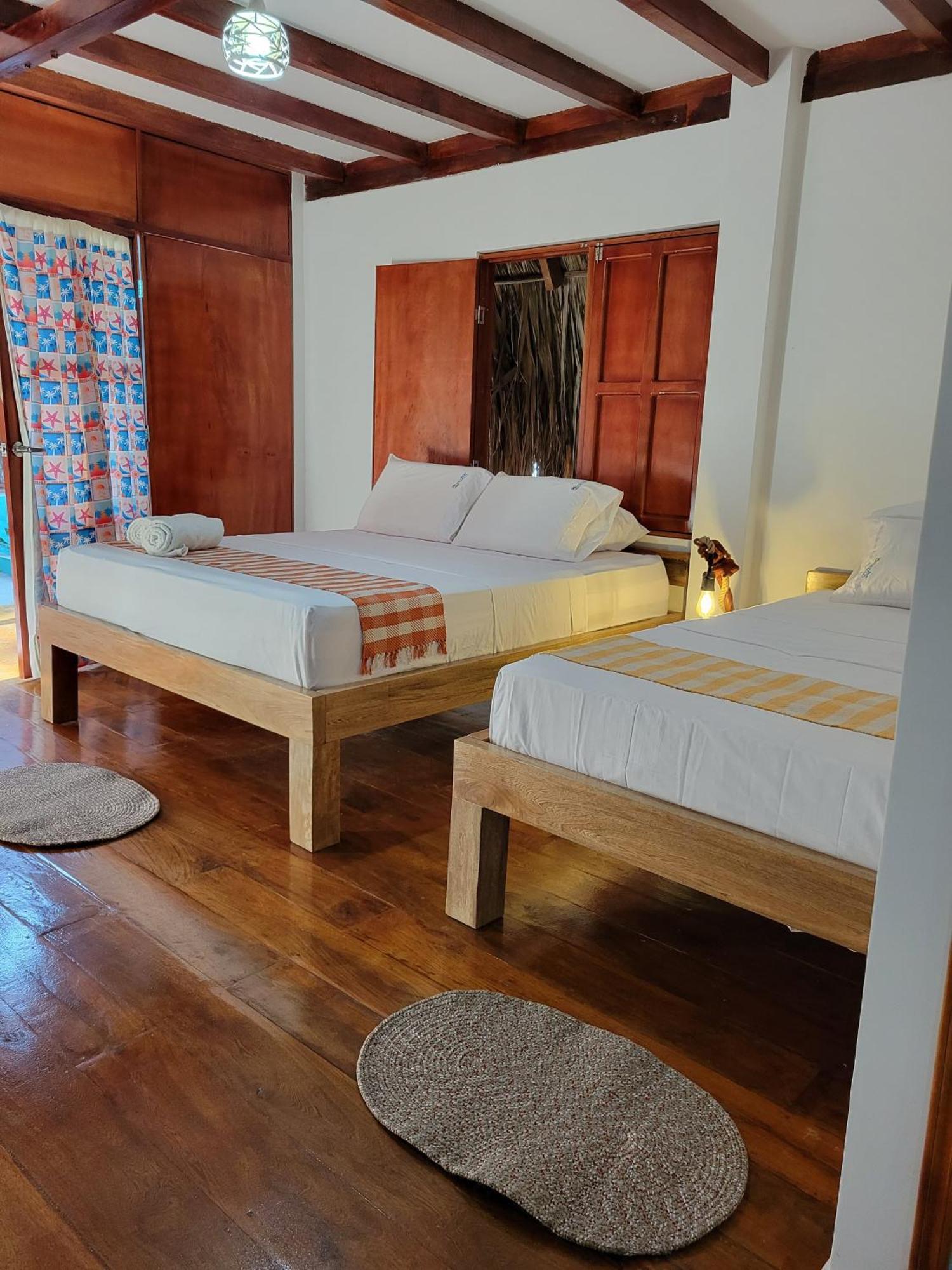 Isla Los Erizos EcoHouse Isla Grande  Exterior foto
